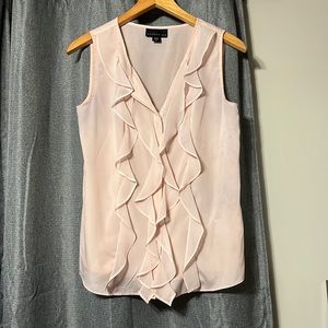 Pink sleeveless blouse. Size M